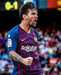 BarcaMemories's tweet photo. Lionel Messi, 18/19: 

⚽️ LaLiga Maximo Goleador 
⚽️ UCL Maximo Goleador 
🏆 Ballon D'or
🏆Bota de oro
🏆 LaLiga titulo
🏆 Supercopa España
 
Cargo al Barça con  73 G/A.

Una lastima haya sido abandonado por sus compañeros aquella noche de Anfield. https://t.co/ja4lyejcjc