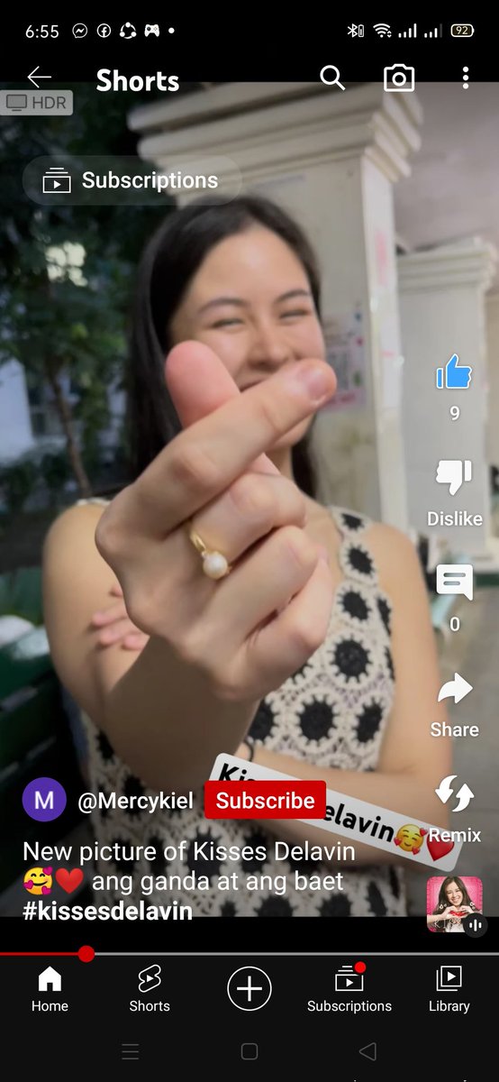 Flexing her pearl ring hahaha. Tama ba? 

We miss you Mamang
#KissesDelavin