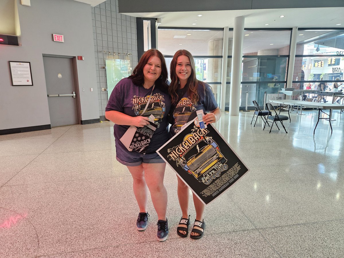 Congrats to our <a href="/benicemi/">be nice.</a> winner!! Enjoy the show 👍