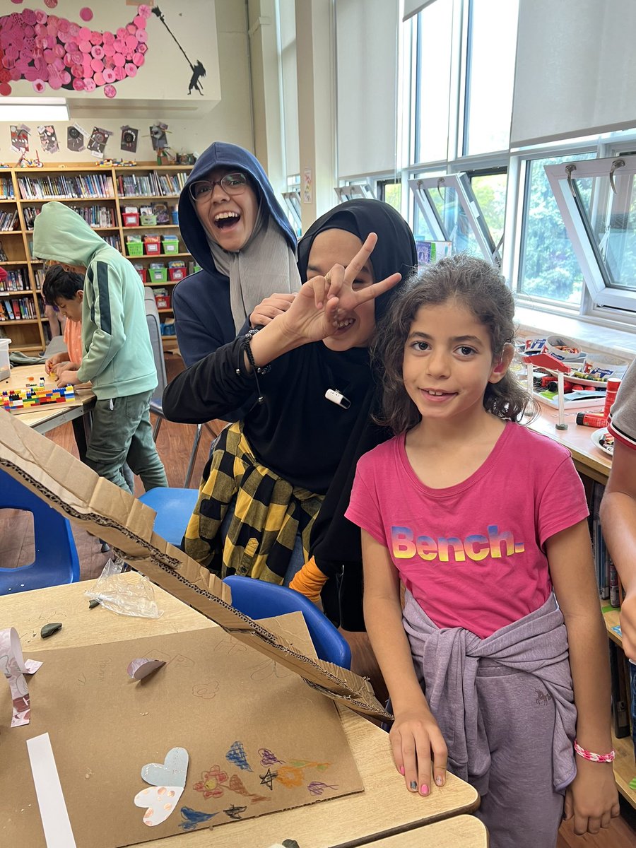 PElibrary2022's tweet photo. Plenty of smiles as grade 2 &amp; 6 buddies worked on their roller coasters! https://t.co/rNY4BvRZqD