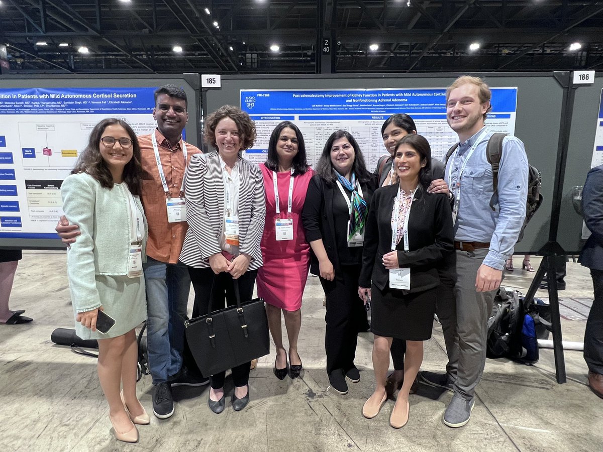 Too many cameras to look at for the @MayoClinicEndo fellows. #TeamAdrenal and more. Another successful day @TheEndoSociety #Endo2023 @kharisa_rachma in spirit