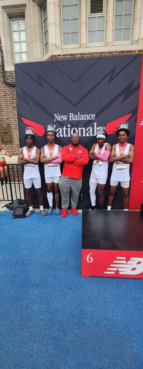 👑 ALL AMERICAN ALERT 🇺🇲

And your 2023 All American Swedish Relay Team are the young men from Red Devil Nation or Valley Boys as they call themselves. Congratulations to David Smith, Thomas Howard, Jadon Kendrick, and Julian Coppage-Seepersaud on their 🥉 Place Finish. NJ#1 US#3