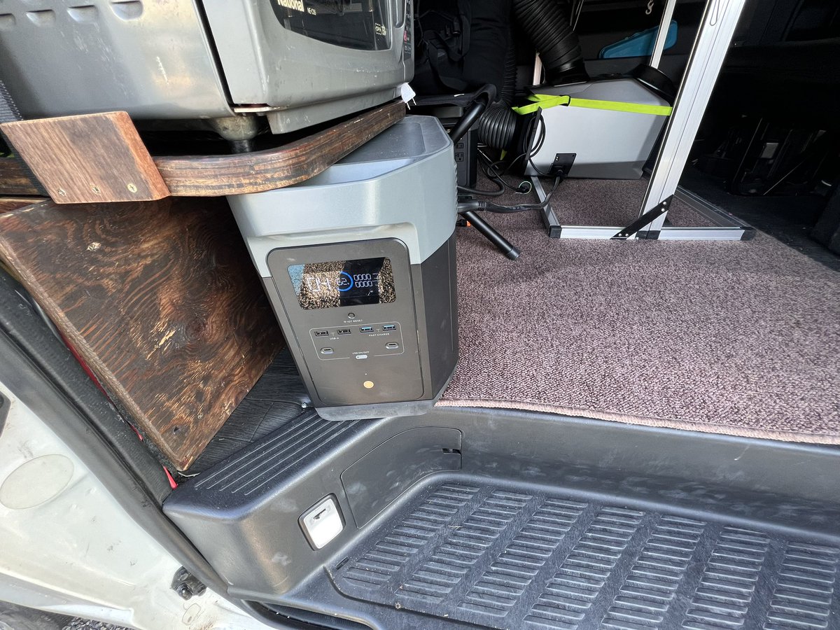 kayukota1's tweet photo. おはようございます☀️

ポータブルエアコンのお陰で密室の車中泊が快適でした。

 #EcoFlowとの涼しい夏
#EcoFlowWAVE2 
#EcoFlow 
#deltamax https://t.co/wP6pqwt1v3