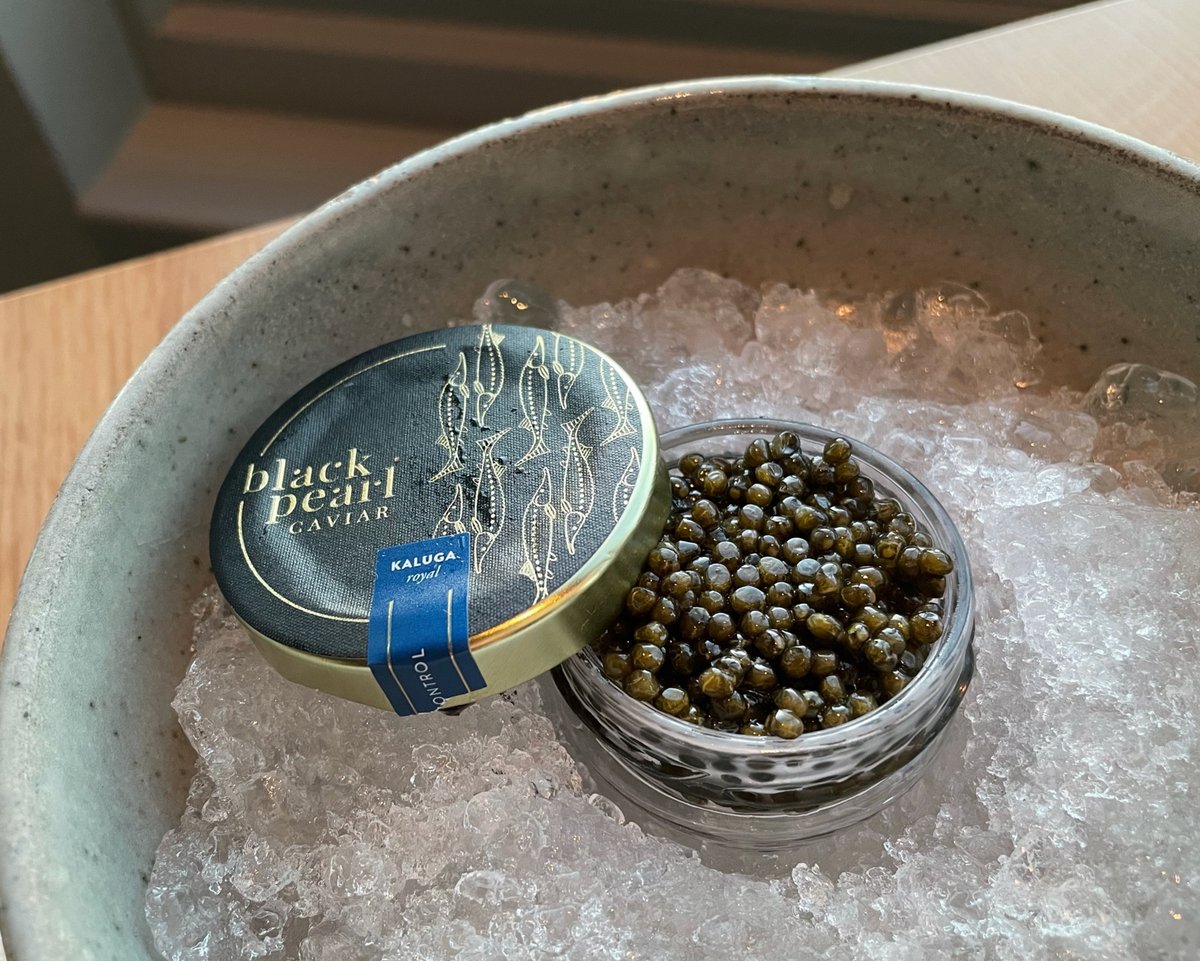 The restaurant with the best night view in Los Angeles