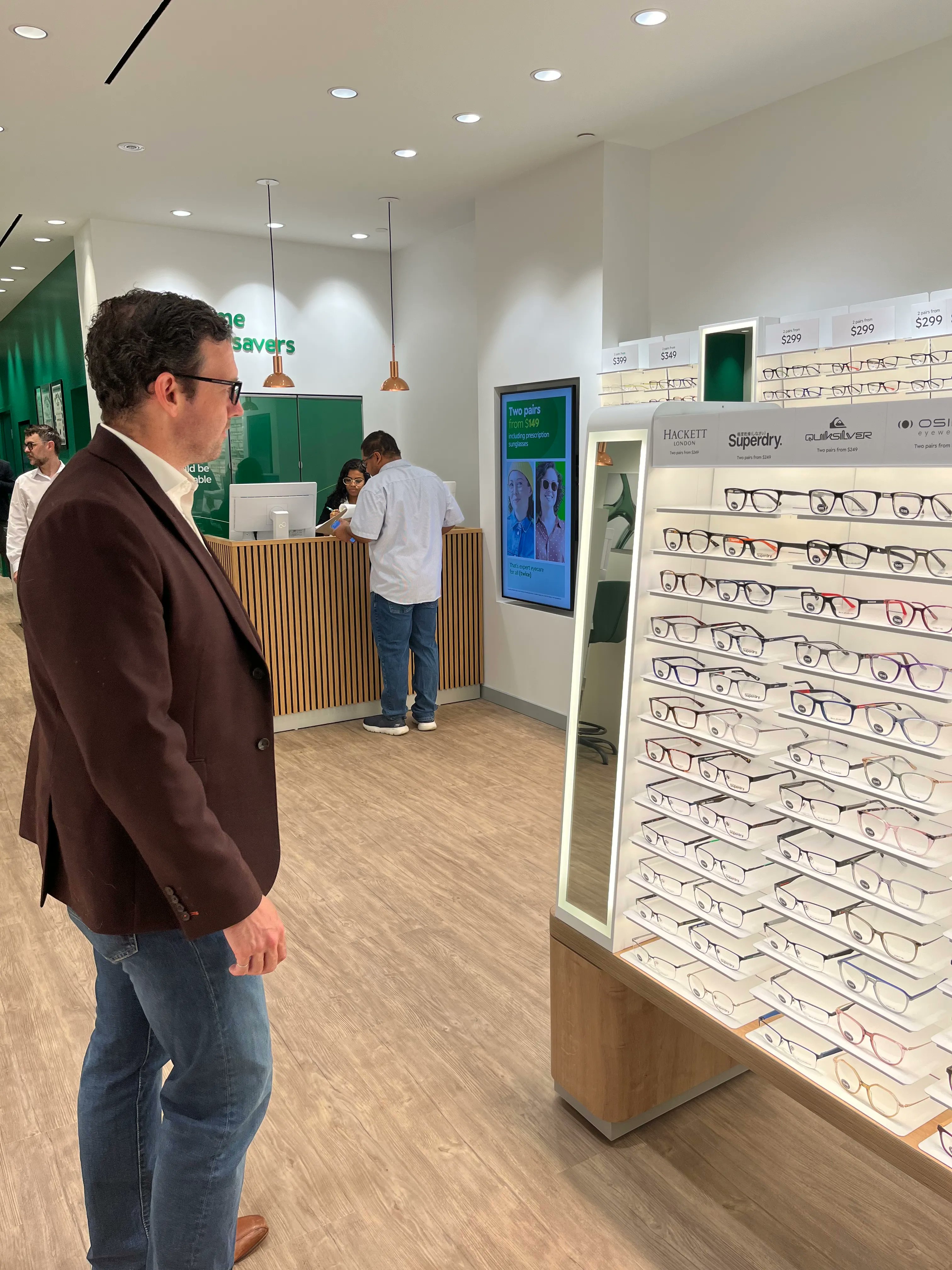 Pen centre stores online