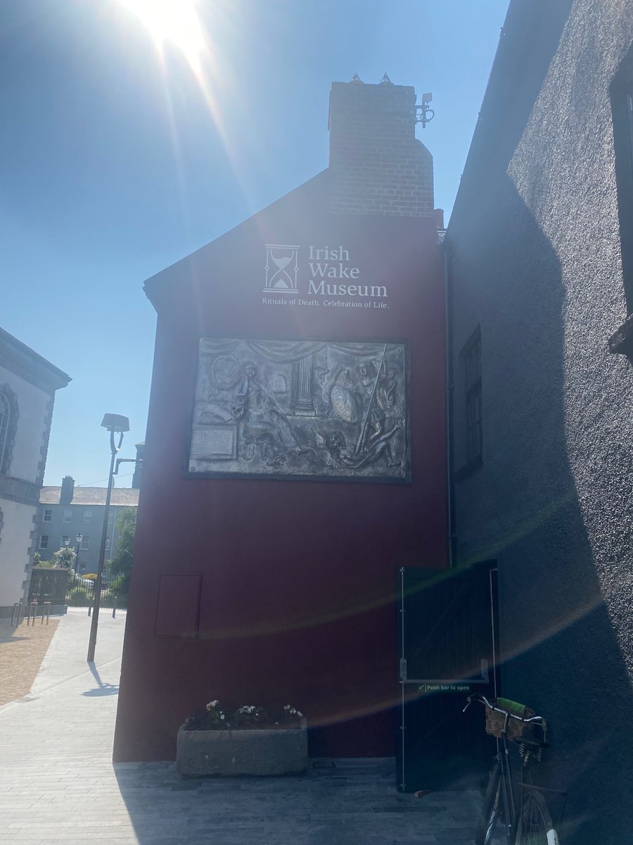 BrennanMarjorie's tweet photo. Privileged to get a sneak peek of Waterford’s newest museum yesterday. The city continues to lead the way in terms of public realm enhancement despite challenges it has faced in terms of lack of investment over the years. 🙌 to Eamonn McEneaney and all involved 💙 #Waterford https://t.co/2Wxzr1mztk