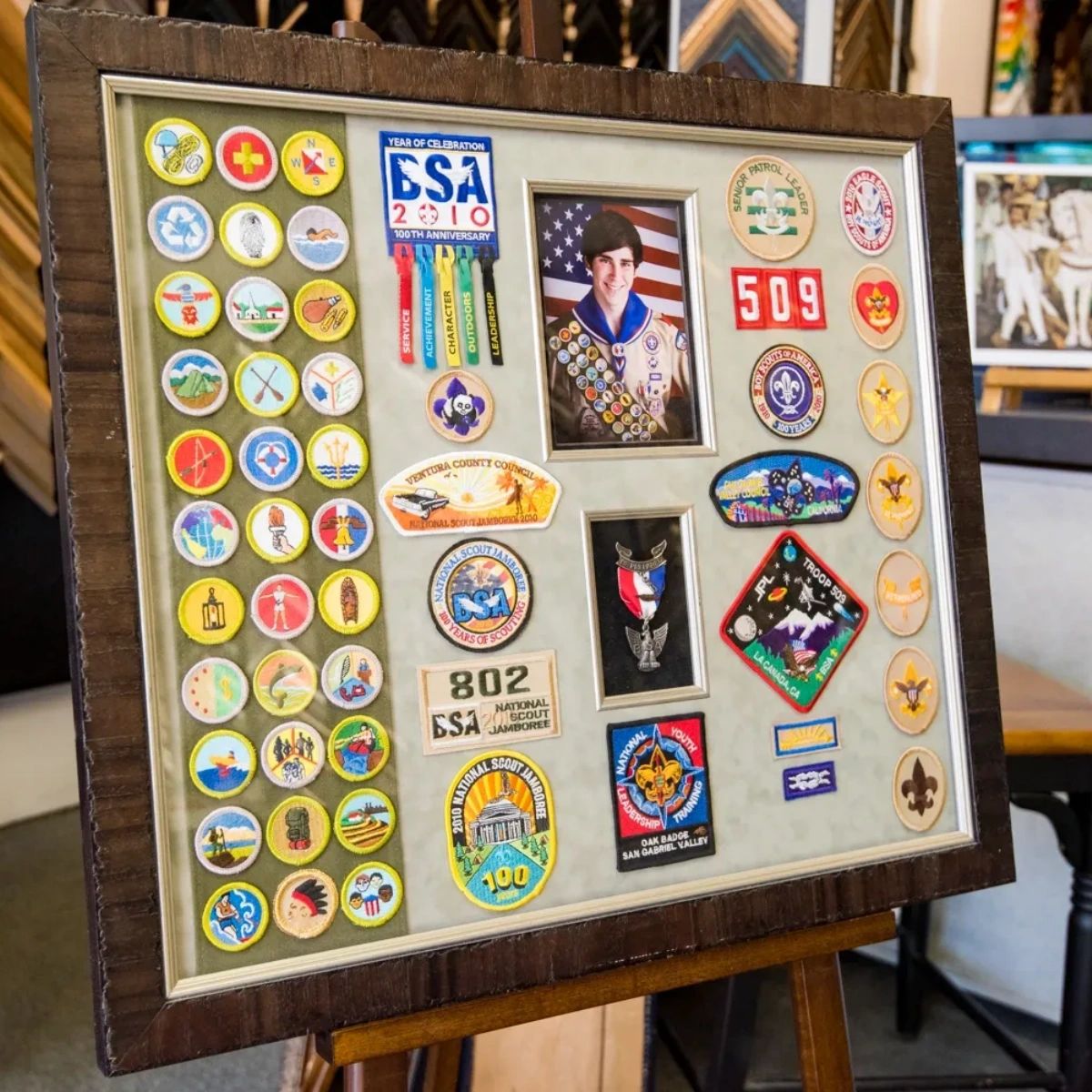 A great way to maintain the value of your priced collections is through professional framing. With our custom frames we'll make sure your memorabilia stays protected and safe for years to come. #FramedInMontrose #CustomFraming #MemoryBoxes #HomeDecor #HomeMakeover #Memorabilia