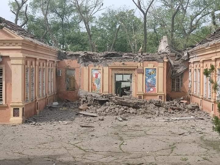 When I founded New York Literature Festival in a small village called New York in the Donbas, I was, of course, being ironic. After all, irony is what makes literature great. Self-irony made the village of New York a fantastic place. 
Russians have no self-irony. They are so