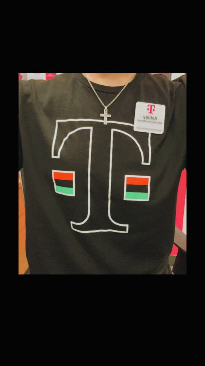 AshEns30's tweet photo. Absolutely love being able to rock my B.E.N ERG shirt! Love my company & how inclusive they are with every single person with all backgrounds. β₯οΈ
#ERG #BENAlly #Tmobile #MagentaForLife https://t.co/uoSfRcurj4
