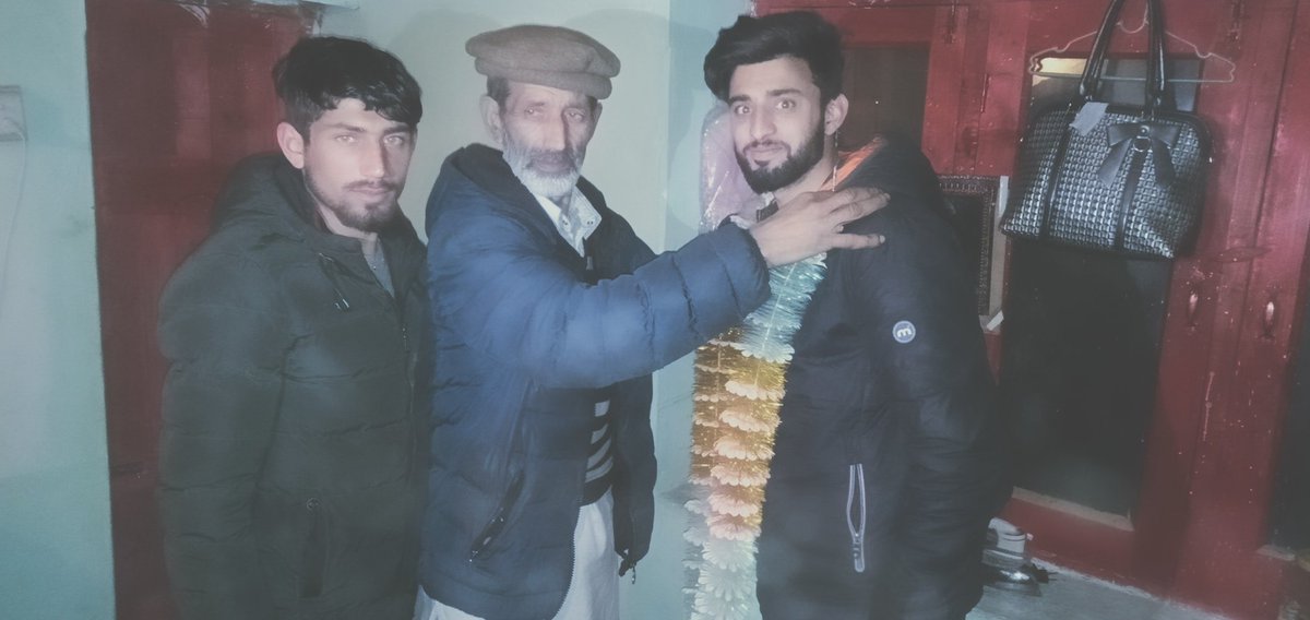 JamsheedAlitai2's tweet photo. 2 years ago with the supporters and well wishers of my constituency of Subdivision #Roundu Gilgit-Baltistan.🇱🇾💪👏

@DanishSadia @amjadhussainaza 
@Shahidgilgiti8 @abdulqadeer03 https://t.co/ljA5kGCYlR