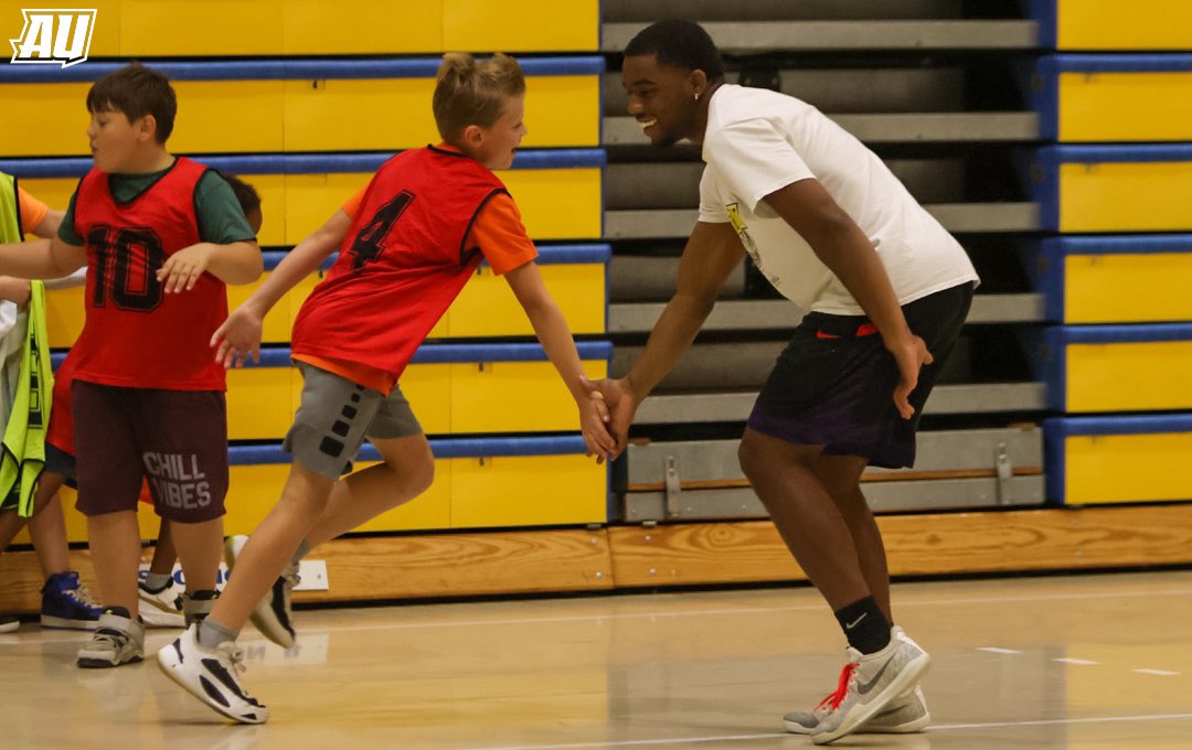 AverettUCougars's tweet image. Camp szn is here 🤩 

Sign up and join the fun! ➡️ rb.gy/m50sq 

#AllAverett #AverettFamily