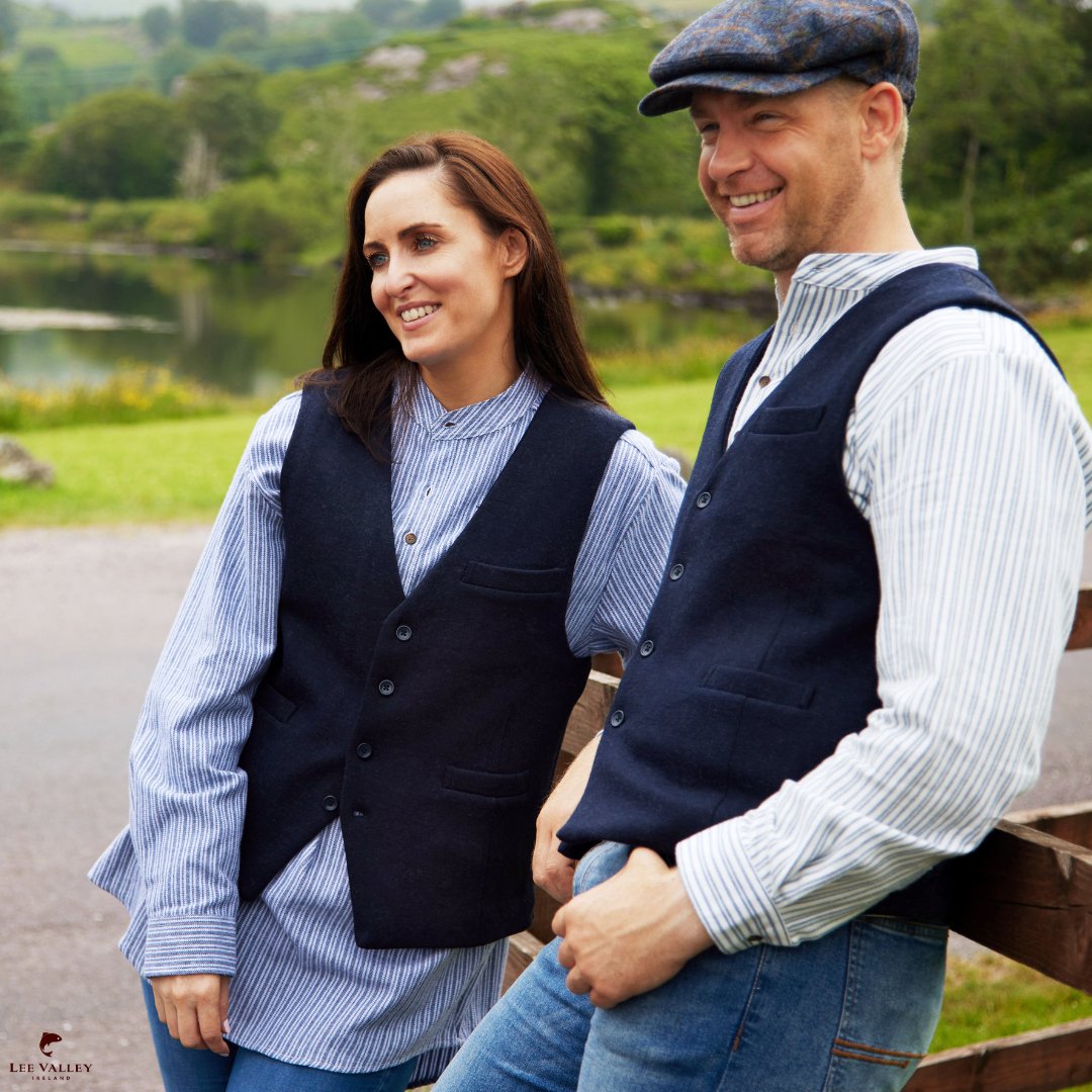 Check out our all-NEW Inch Tweed Vest, a must-have for your Autumn wardrobe! Made from 100% tweed and lined with 100% cotton calico 😎

Shop here >>> tinyurl.com/bdauj38h

#leevalleyireland #tweedvest #tweedwaistcoat #tweed #tweedwool #madelocal #guaranteedirish