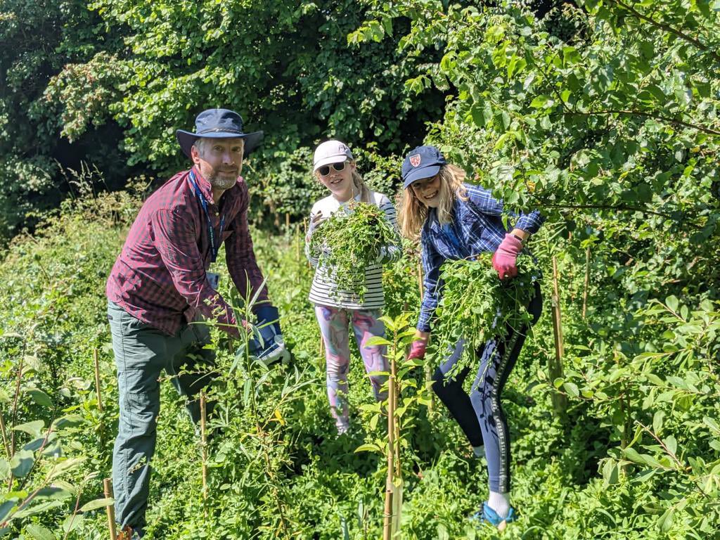 The Paragon’s inaugural Queen Elizabeth Day was a huge success this week and the whole school really enjoyed making a difference with local Bath charities, organisations and our community. Read all about our day of service here: rb.gy/dxyhq