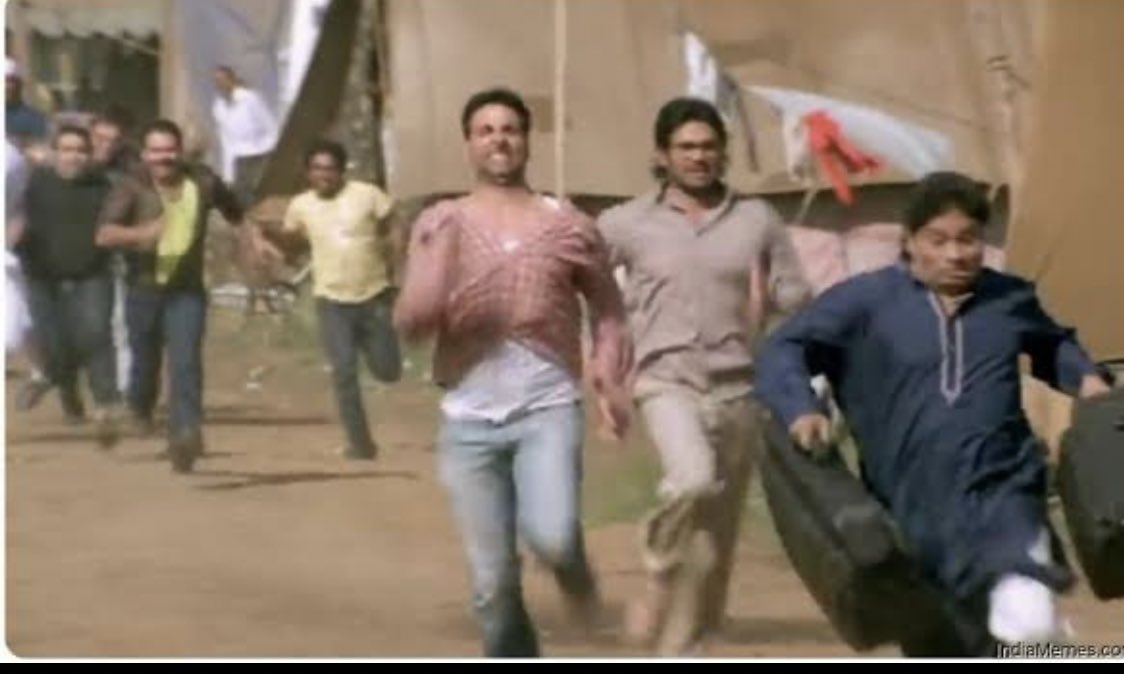 Everybody rushing to twitter to see if #whatsapp is down 🤣🤣