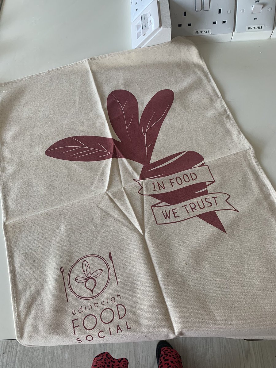 Miss Porter tweet media