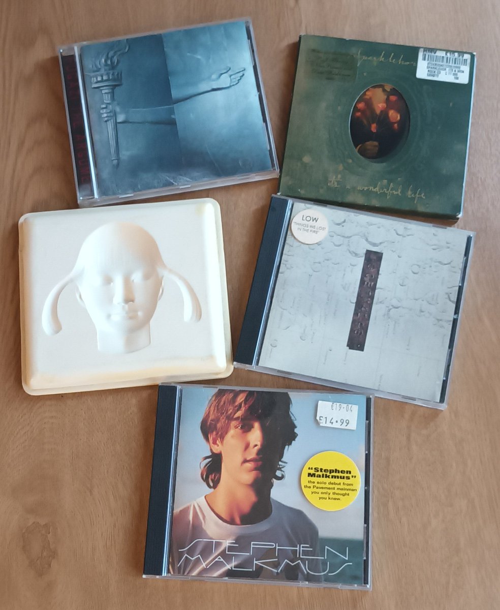 @RichardS7370 Evening Richard. 
Hope alls well! 🙏
MY #5albums01 as follows..
1. Fugazi - The Argument
2. Sparklehorse - It's A Wonderful Life
3. Spiritualized - Let It Come Down
4. Low - ThingsWeLostInTheFire 😔
5. Stephen Malkmus - ST