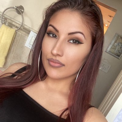 MsLocaMobster's tweet photo. #NewProfilePic https://t.co/Em2E42Jxl1
