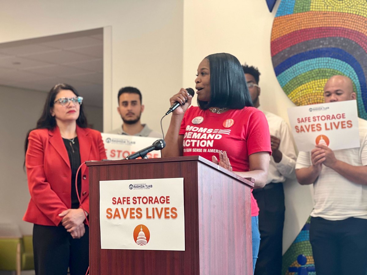 Every firearm sold in the United States must come with a gun lock or gun safety device.

I was proud to join local gun violence prevention advocates, survivors, and doctors from the Children’s Hospital of Michigan in Detroit to introduce the #SafeStorageSavesLives Act.