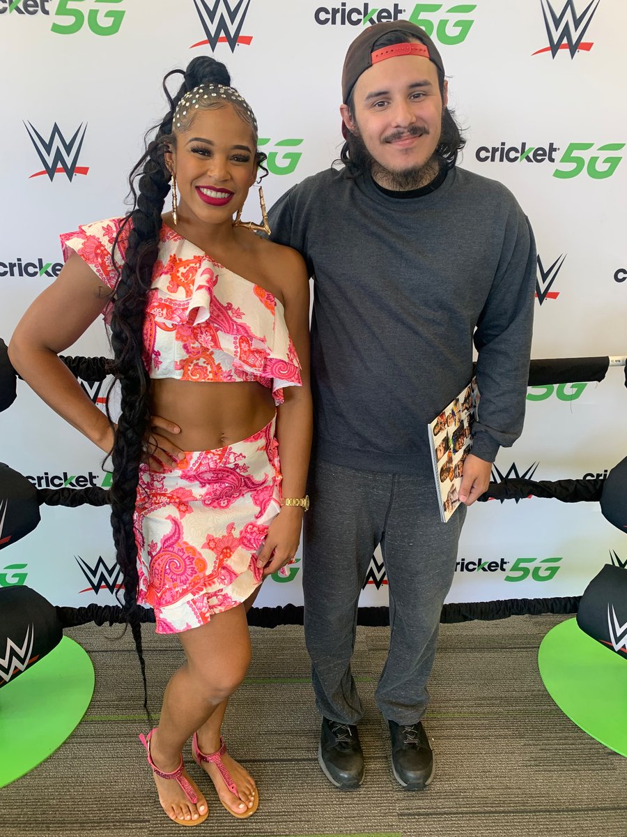 @BiancaBelairWWE @Cricketnation Too bad I didn’t get my autograph in my book but this is totally worth the drive! ❤️😄