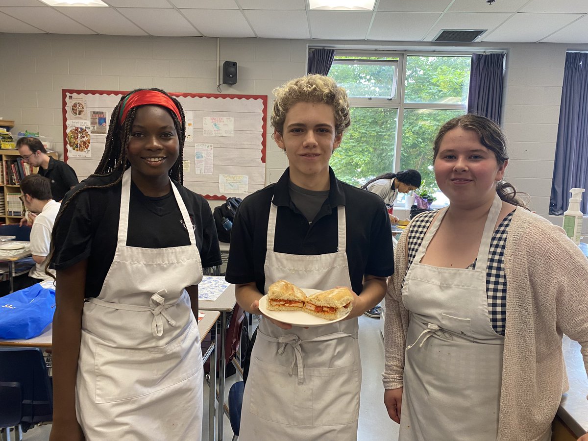 MsCpalmieri's tweet photo. @STAFlames Successful final tasks in HFC3M: Pierogies from Poland, Bifana from Portugal, Chicken Souvlaki from Greece, Kabob from Palestine https://t.co/JiSRjeKG51