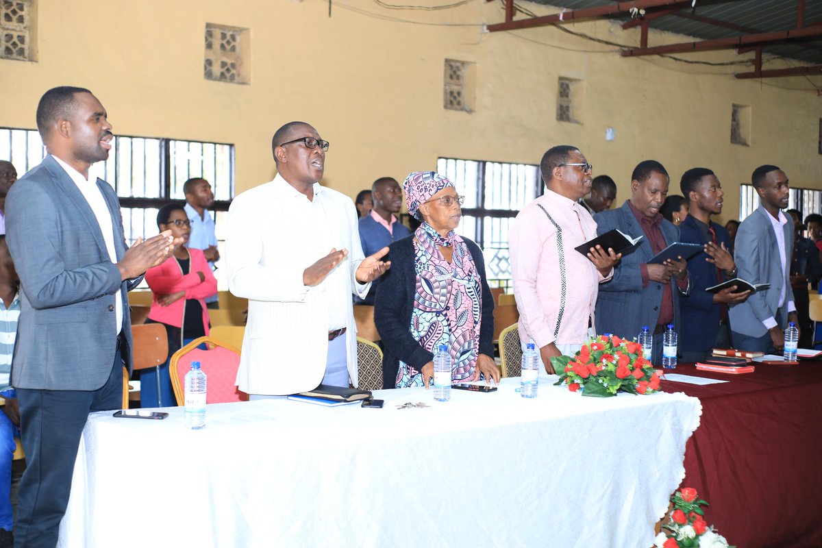 kibogora_poly's tweet image. Early today at #KibogoraPolytechnic, KP Prayer Day unites staff and students, as we gather in the spirit of love. With the theme from Philippians 1:21, "For to me, to live is Christ and to die is gain," we embrace the strength of our faith. #KPPrayerDay