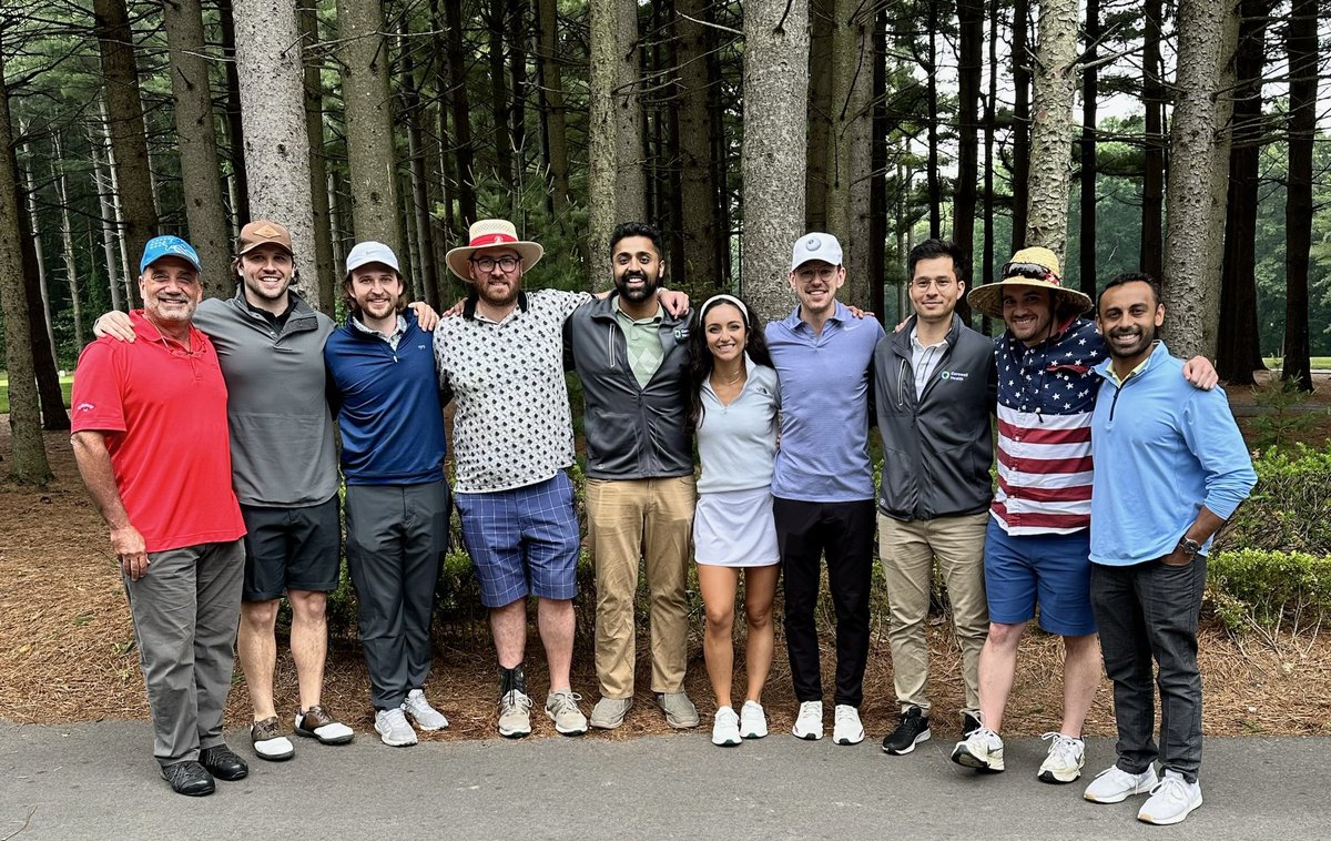 Kenneth M Peters MD (@kennethmpeters1) on Twitter photo Another year has passed. Congratulations to Jake Stephens and Zubin Shetty for completing their urology residency. Two great guys. Happy to have Dr Susan Macdonald <a href="/BeaumontUrology/">Beaumont Urology</a> as our visiting professor. A weekend of festivities planned!! <a href="/WBHUroResidency/">WBHUroResidency</a> <a href="/CorewellHealth/">Corewell Health</a> Another year has passed. Congratulations to Jake Stephens and Zubin Shetty for completing their urology residency. Two great guys. Happy to have Dr Susan Macdonald <a href="/BeaumontUrology/">Beaumont Urology</a> as our visiting professor. A weekend of festivities planned!! <a href="/WBHUroResidency/">WBHUroResidency</a> <a href="/CorewellHealth/">Corewell Health</a>