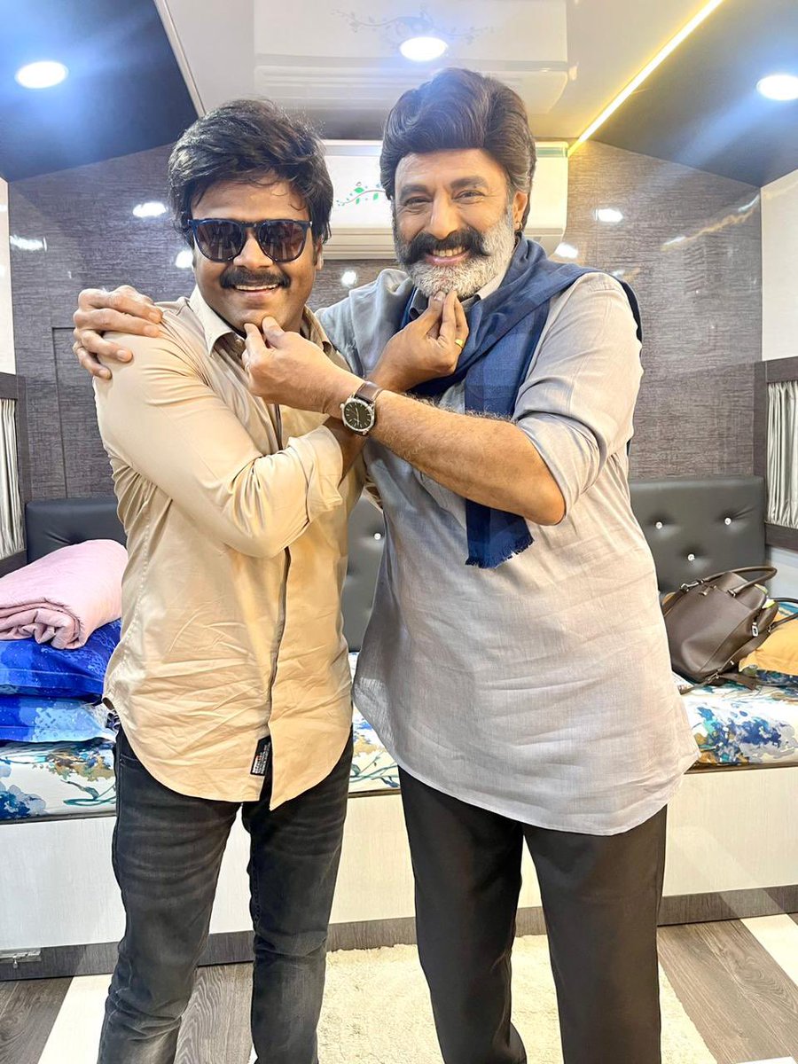 #Jai #Balayya..! Really pleasure to meet #Nandamuri #Balakrishna #Garu at #Bhagavanth #Kesari movie sets. Love You All. Me #Sapthagiri…! Jai Balayya..! 
@manabalayya