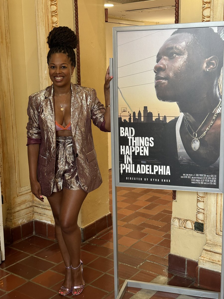 KyraKnox_'s tweet photo. WORLD PREMIERE DAY!!! https://t.co/j2vNUtK19Q