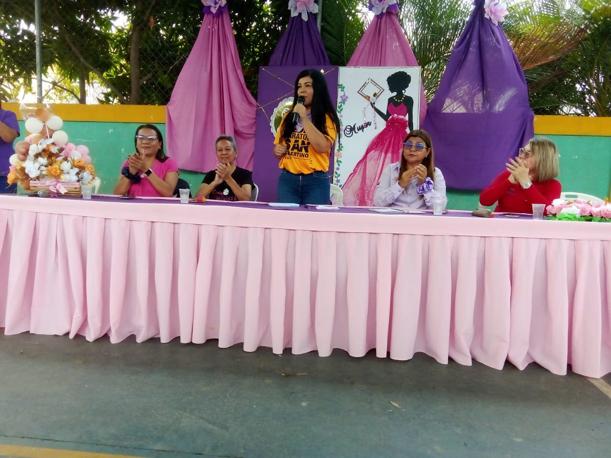 A efectos de fortalecer los derechos y el bienestar de las mujeres venezolanas, el Movimiento Manuelita Sáenz (<a href="/mujeresmppt/">Movimiento Manuelita Sáenz</a>) del Aeropuerto Internacional GD. José Antonio Anzoátegui de Barcelona, participó en un encuentro de formación social y política 

#NoMásAgresiónYankee