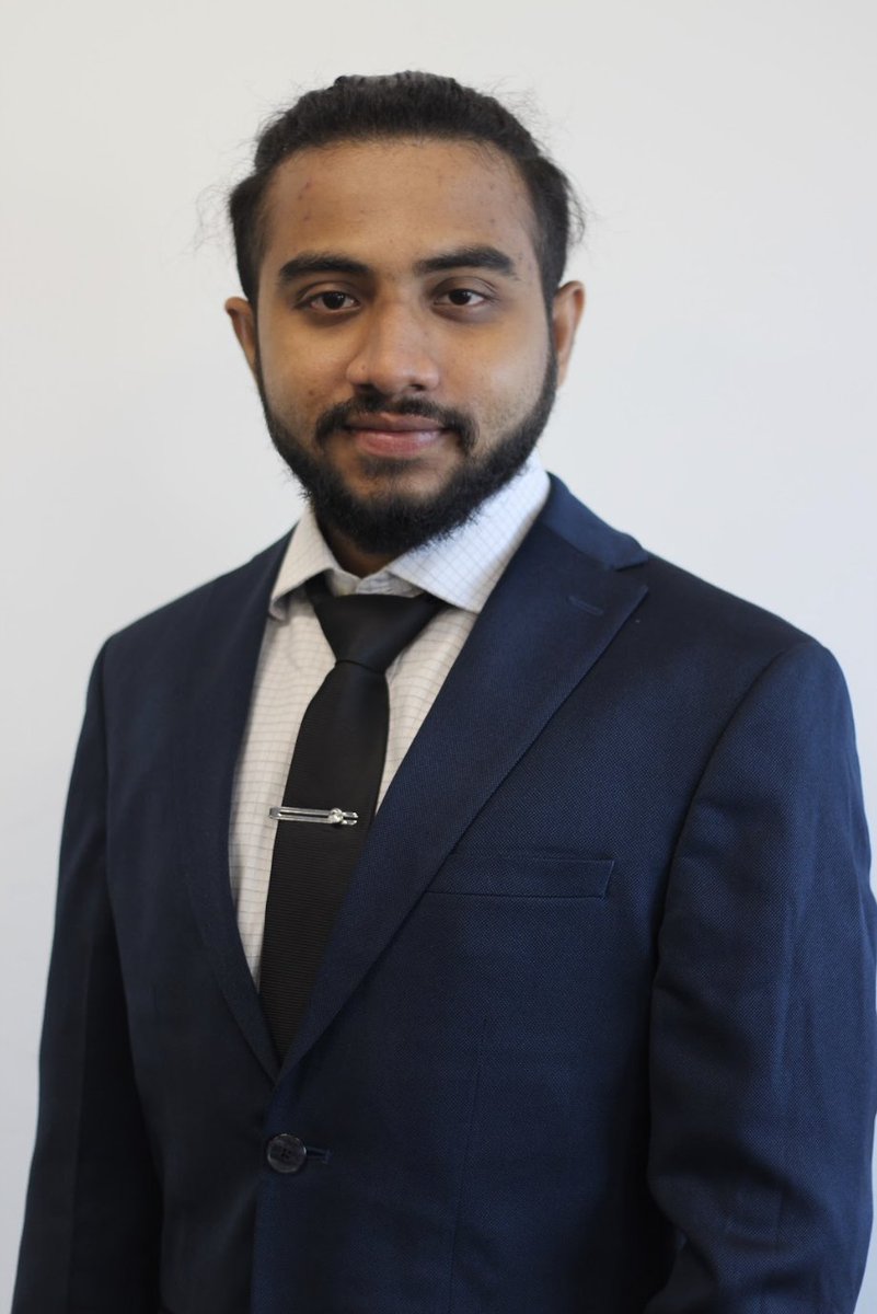 ambassadors_coe's tweet photo. Meet Deep Chhowala, MSIS Student Ambassador-Toronto! With experience &amp; expertise in IT corporate, acting and facing huge audiences, failed start-ups, event/ project management, Google Play deployments, and publications, he's a diverse talent! Find him at: https://t.co/rN4VixTJYk https://t.co/YGg51Yhlqf