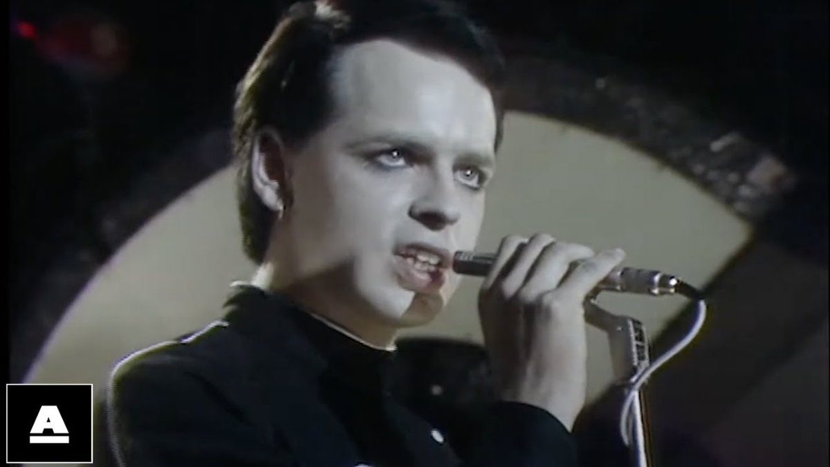 Gary Numan and Tubeway Army on tv tonight (BBC4) in the June 1979 edition of Top of The Pops. Now that was music! #GaryNuman