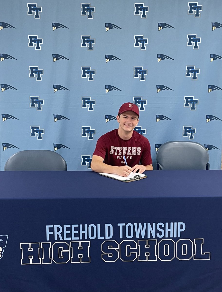Congratulations to Chris Persico, who will be taking his pole vaulting talents to Stevens Institute of Technology and continuing his track & field career there. Happy to be able to honor Chris this morning! #PatriotPride #PatriotFamily