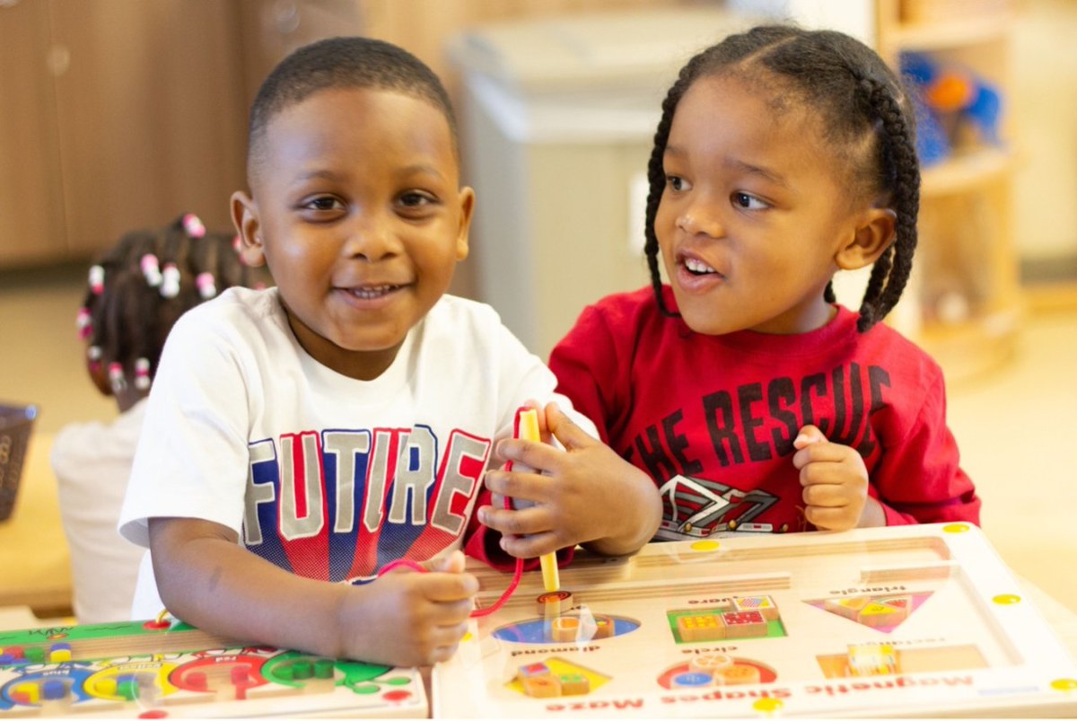 #FunFact Friday: The brain develops more rapidly between birth and age 5 than during any other time in life. Every time children play, explore, and learn, they're building important brain connections for the rest of their lives!
#EducareDC #GrowingTheFuture