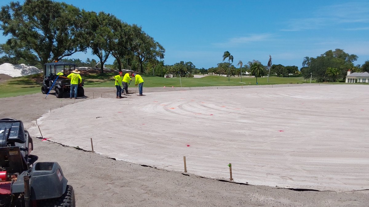 The Aspen crew utilizes our laser leveling boxes to ensure the tees and greens are perfectly prepared for sod at the Country Club of Florida.

#AspenGolf #GolfCourseConstruction