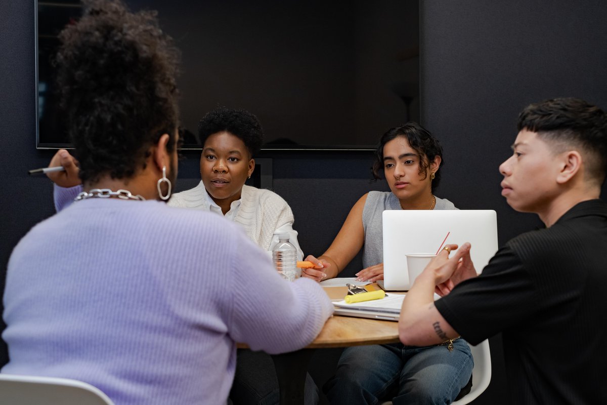 LGBTCenterNYC's tweet photo. Need help chasing your dreams? #CenterWorks invites you every Tuesday to Keys to Success to discuss how to find success in your #career! Topics will stress the importance of personal growth to #professional success.
Open to folks ages 18-30. To join, email ltruth@gaycenter.org. https://t.co/52Qt2gVDmT