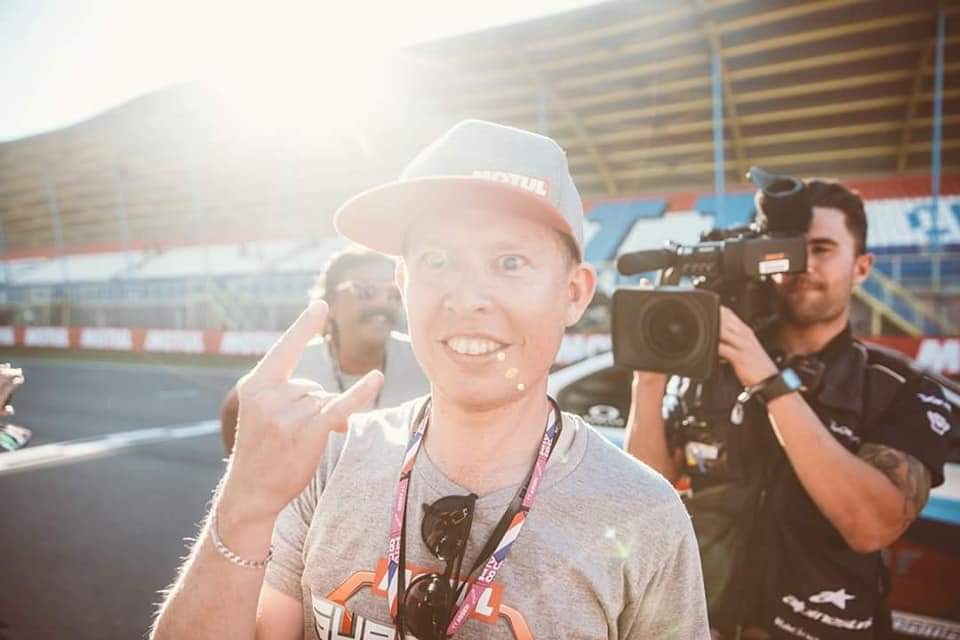 GoProGallie's tweet image. The face you pull when you realize it's only one week until my 34th #DutchGP 🇳🇱 and they are giving away a #Guru Paddock Experience! 🤩❤️ #MotoGP #MotulTT  #RaceYourLife 🏁

@MotoGPGuru 🤞🏻👀🤞🏻 #MotoGPGuru
