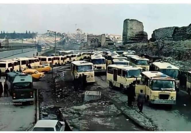 Minibus garage, Topkapı, İstanbul, 1980s?

Photo ht Ömer Yilmaz