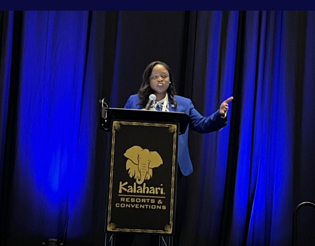m_salazarzamora's tweet image. Some call @drgoffney their Superintendent, some call her a Colleague, some call her Madame President @tasanet, but I’m thankful to call her my FRIEND.  Great job 👏 as President at our #txedFest!! You are leading the pathway for others to follow. Keep it up sis!!#SisterSupt. ❤️