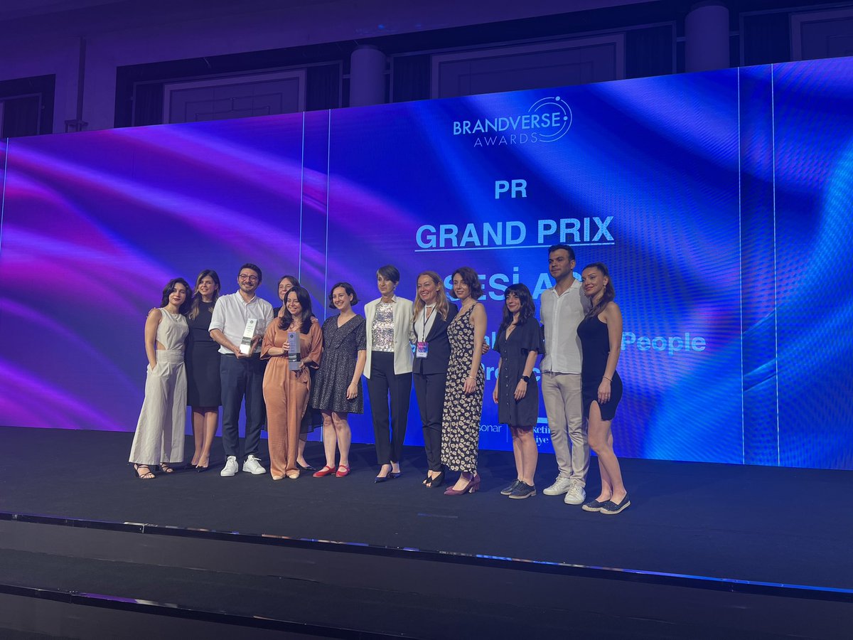 Brandverse Awards PR bölümü Grand Prix’sinin sahibi "SESİ AÇ" projesiyle <a href="/TEVKurumsal/">Türk Eğitim Vakfı</a> oluyor.
youtube.com/live/t6RPOBBBL…