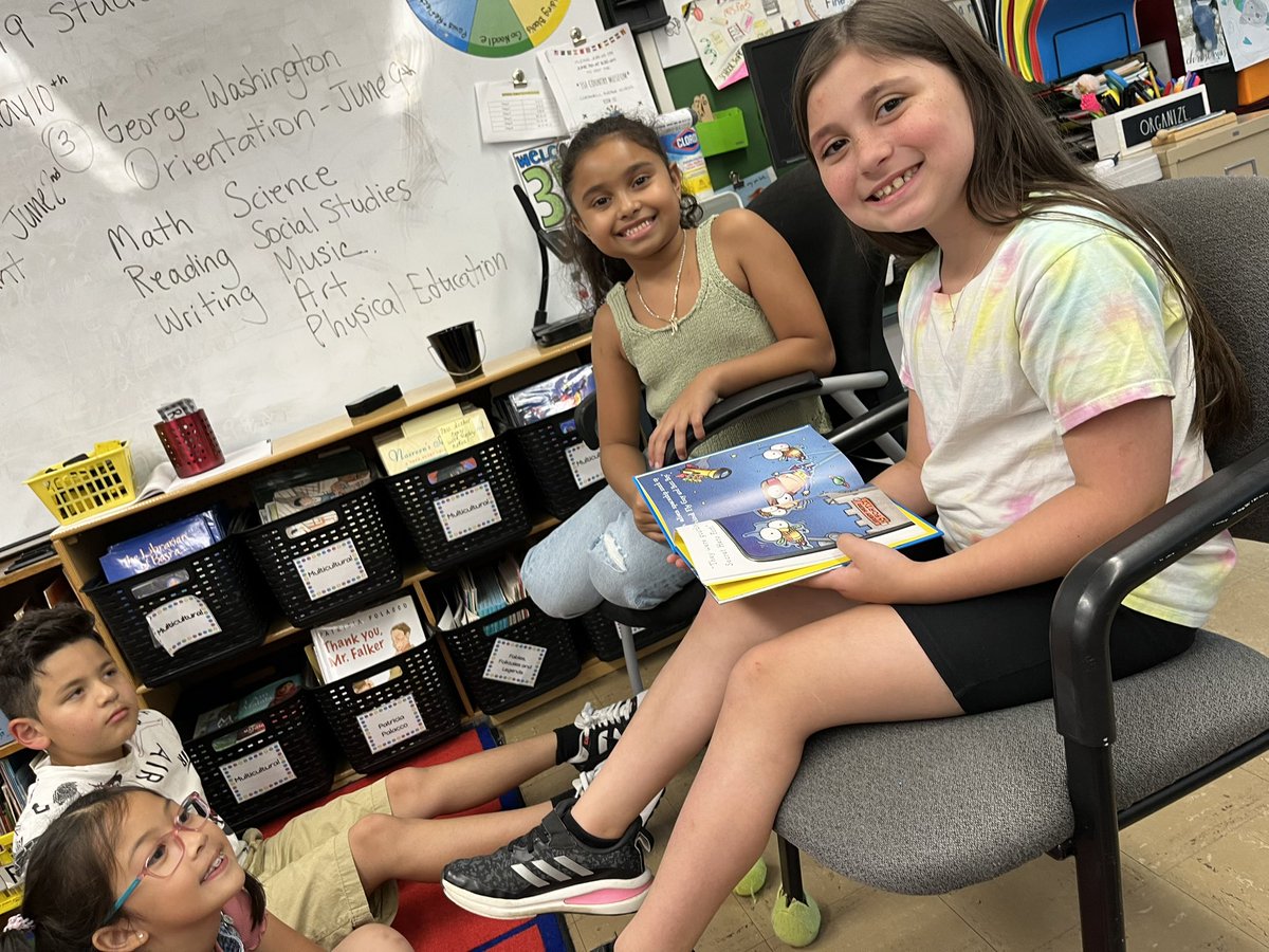 …and then there was that Friday when two third graders just wanted to read to the class in 3SF.  How we ❤️ teaching our incredible WH students! #RamPride @WhufsdRams @stellina8203 @CornwellAveES @PatriciaScollo1 @Bridiekar @msfine_10