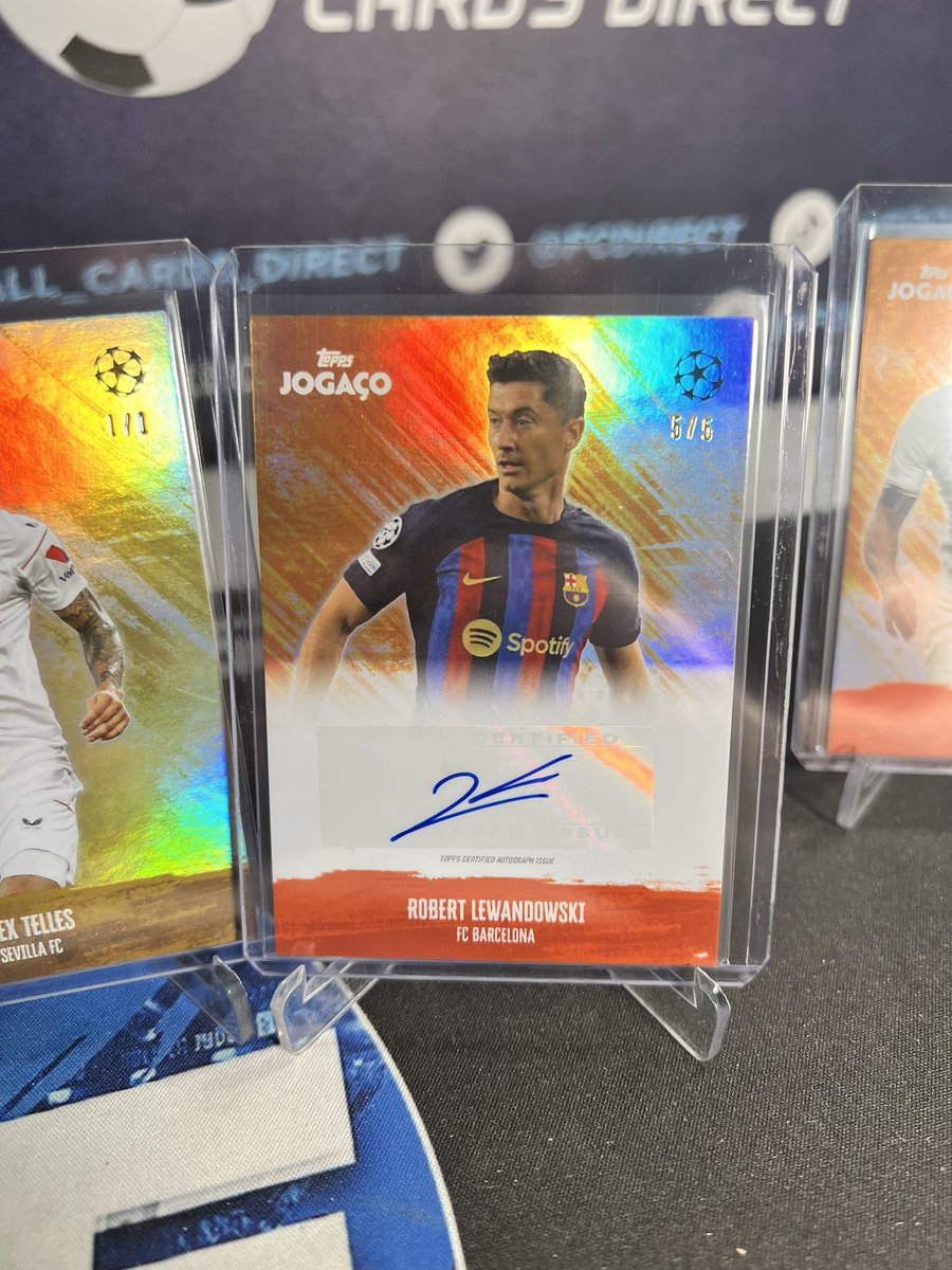TFFBREAKS's tweet image. Topps Jogaço Highlights! 🚨

1/1 FIRMINO 🔴
1/1 TELLES  👑
Lewandowski /5 💥
Antony /5 🔥

Thanks for the support! 💪

Get your spots here ⬇️
TFFBREAKS.COM

#topps #toppssoccer #toppsinception  #thehobby #footballcards #soccercards #sportstradingcards #toppsjogaço