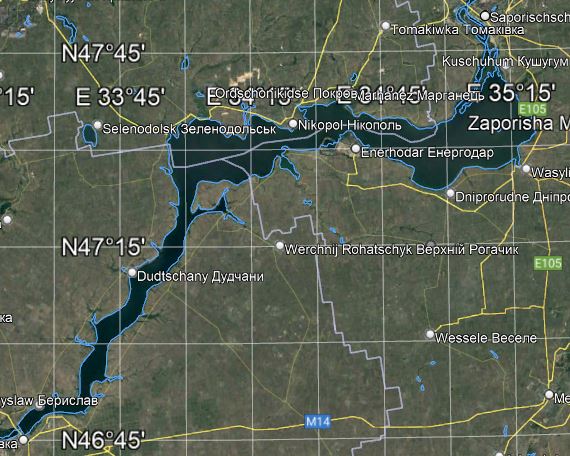 @Bunkerhunter Von der Fläche her war das Reservoir zwischen Saporischja und Nova Kakova mal bummelig doppelt so groß wie der Bodensee. Die folgenden Bilder sind Gitternetzgleich, auch wenn ein Bild größer als das andere ist. Fassungsvermögen des Bodensees: 48 Kubikkilometer.