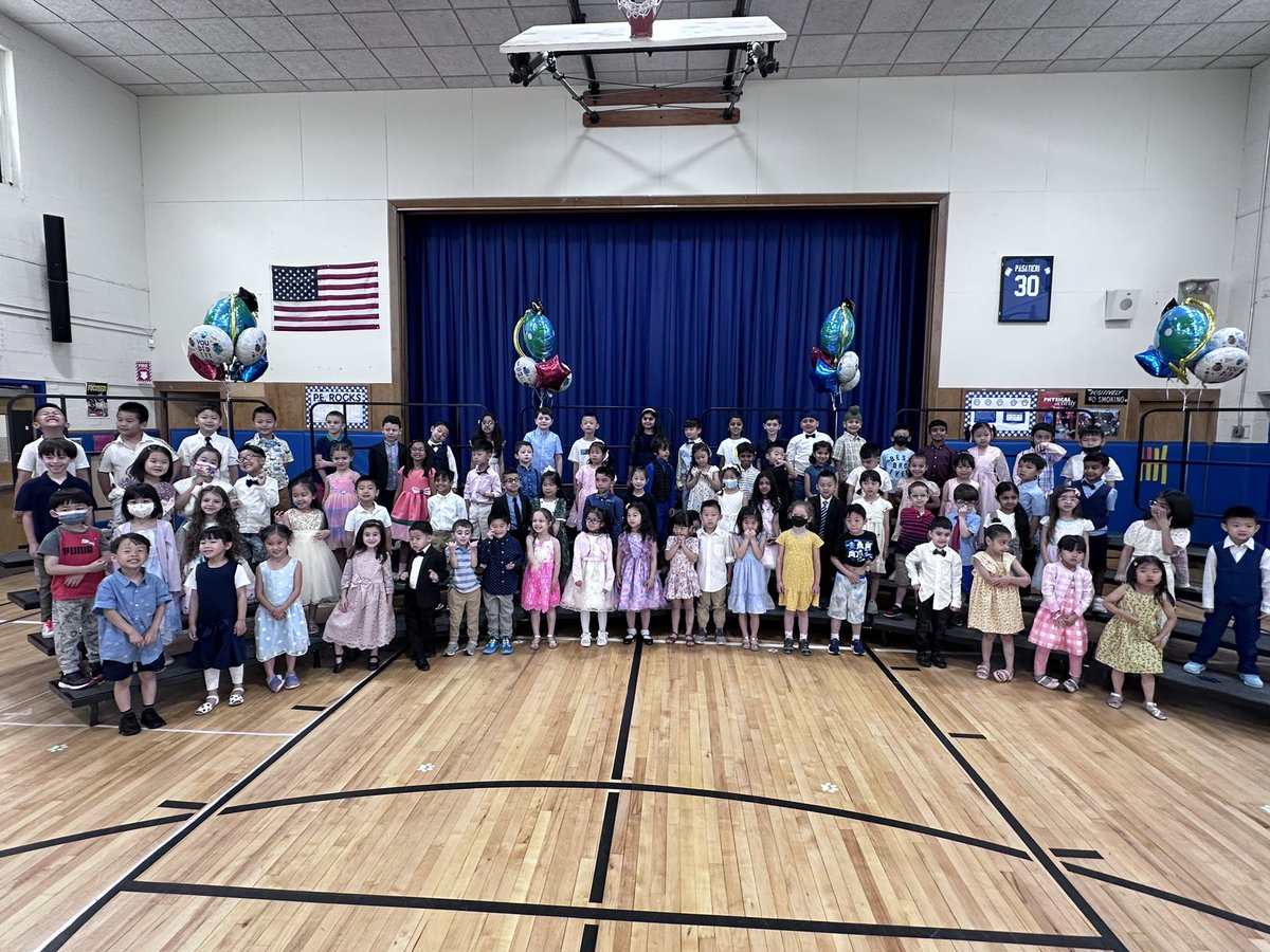 Next stop… first grade! 🎓🩷 <a href="/SearingtownK5/">Searingtown School</a> <a href="/HerricksSchools/">Herricks Schools</a>