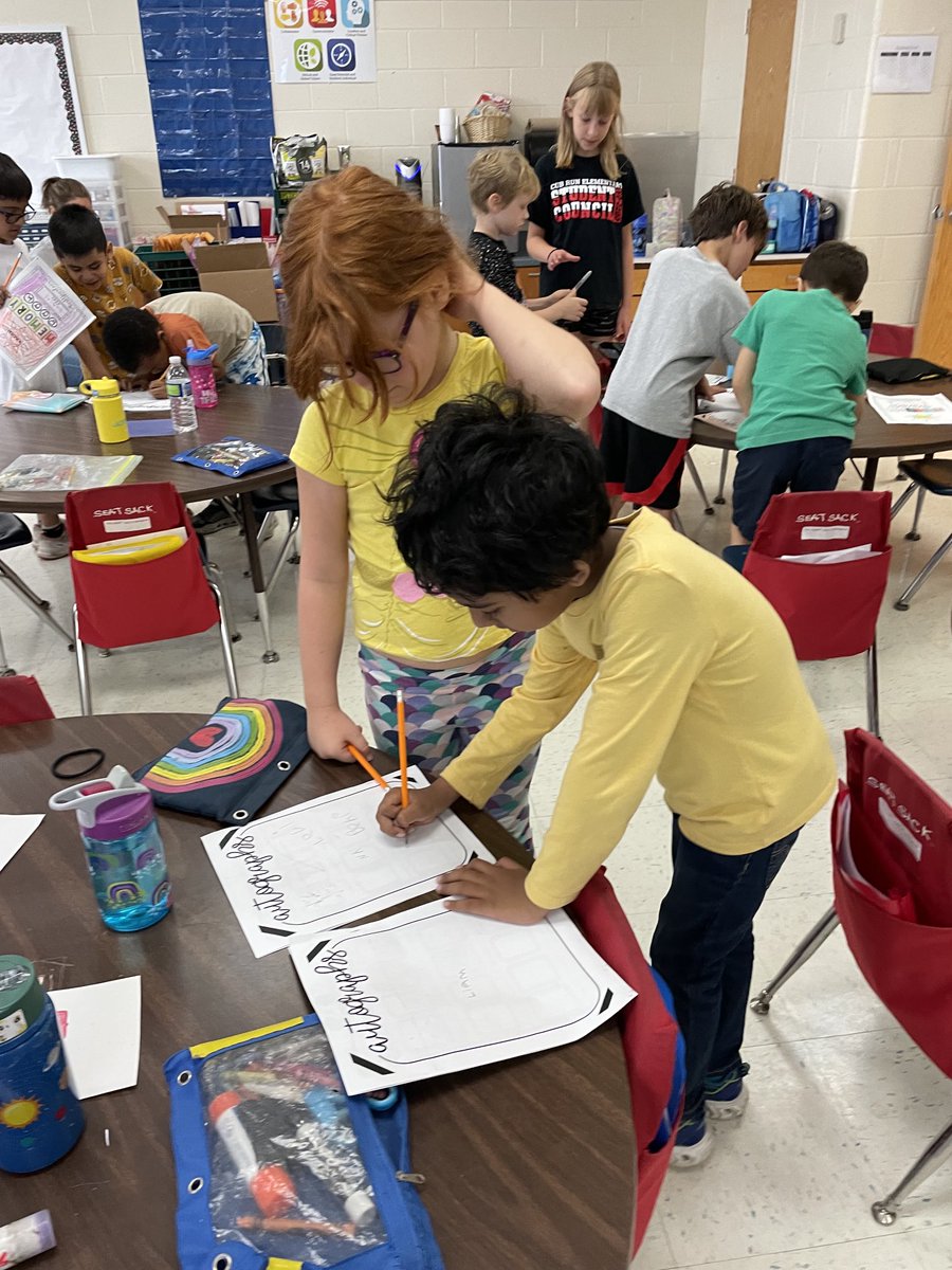 Signing each other’s Memory Books ❤️ ⁦<a href="/ThisIsMadge/">Aimee Maggio</a>⁩