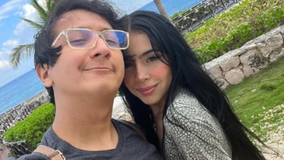 Christian on Twitter "Bueno, recientemente Ron Roneos, dueño del canal