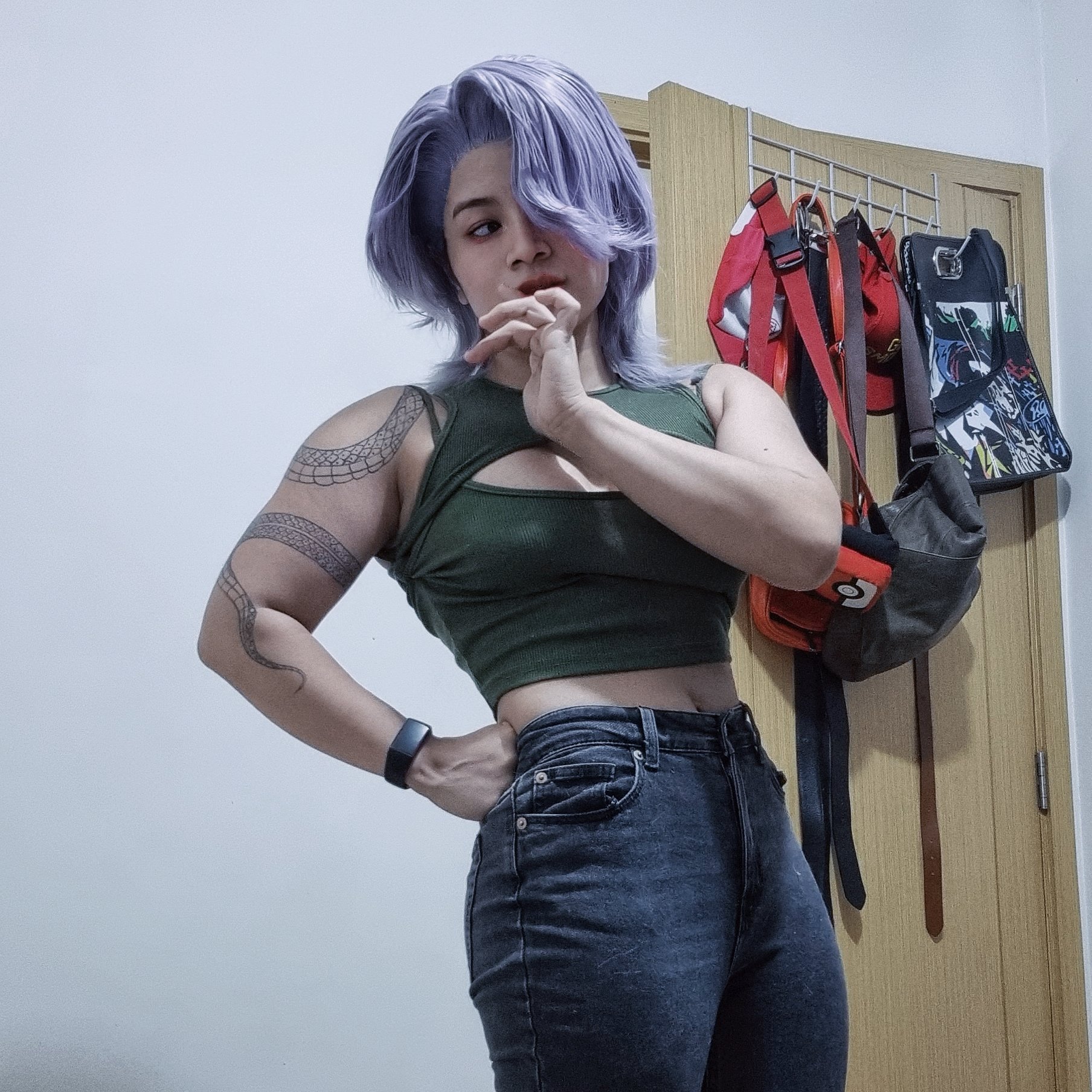 Carriejune Bowlby Social Media - 2m9gksb