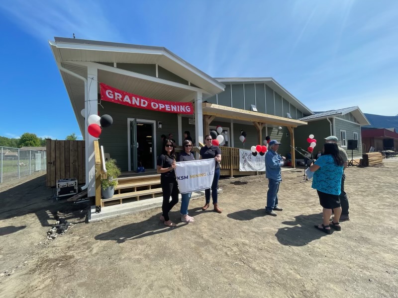 SeabridgeInc's tweet image. On June 6 we were honoured to attend the opening of a new childcare centre in Gitwankyak, which we proudly supported with a donation. It was a beautiful day and the new facility looks fantastic! #KSM #mining #miningbc #SeabridgeGold #northwestBC