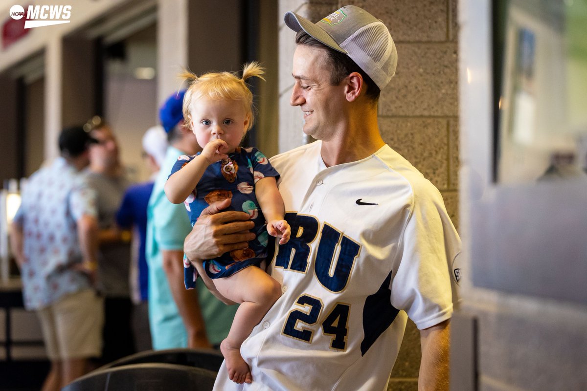 NCAA Baseball tweet media