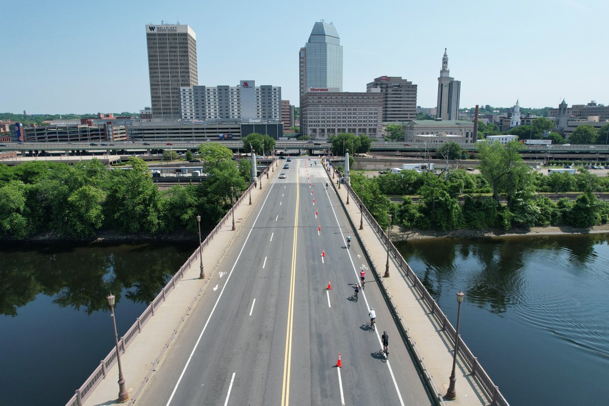 IRONMANtri's tweet photo. First-ever 2023 IRONMAN 70.3 Western Massachusetts ☑️

Thank you to all for putting Springfield on the map! 🗺 🙋🏻♂️ if you raced at the inaugural #IM703WesternMass!

#IRONMANtri #AnythingIsPossible https://t.co/wa38IwSZVu