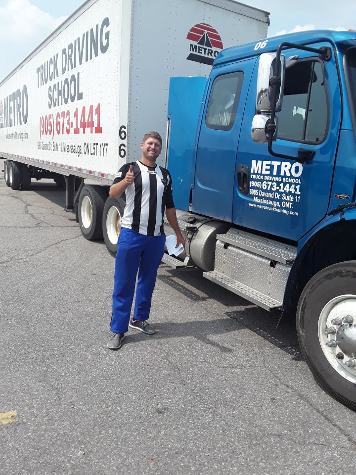 Congratulations to Wendell from Brazil 🇧🇷 on passing his class A Road Test and getting his AZ Drivers Licence!! All the best in your new career and Drive Safe! #passed #roadtest #truckdriver #trucktraining #truckdrivertraining #truckdrivingschool #drivesafe #metrotruckschool